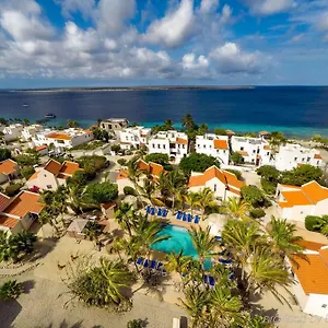 https://hamlet-oasis-resort.comcaribbean.com