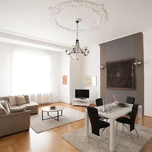  Apartment Royal Center Hungary